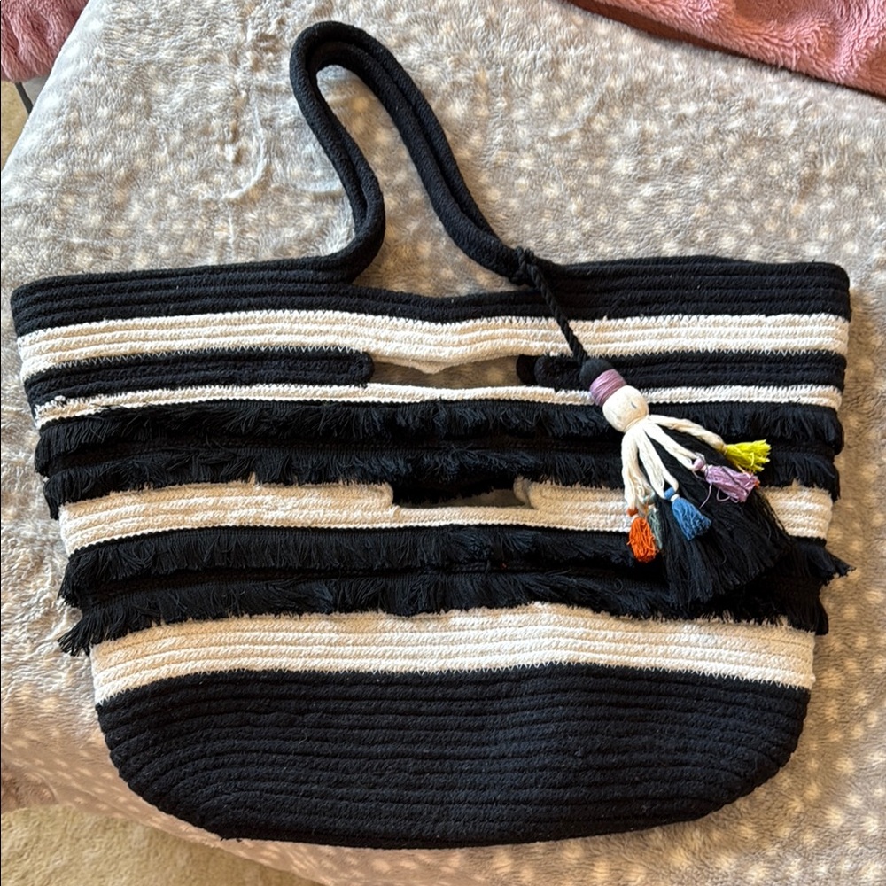 Stella & Dot Black and White Nautical Tote